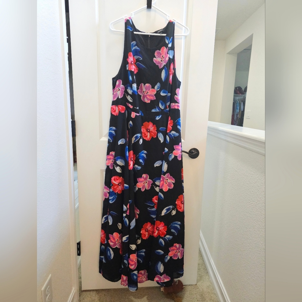 Torrid Floral Print Georgette High Neck Maxi Dress - Picture 7 of 8
